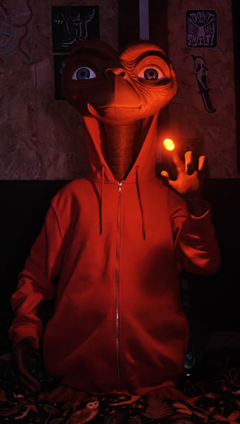 3 Foot ET - With light up finger